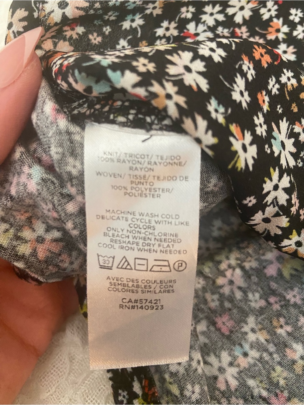 LOFT MIXED MEDIA SLEEVELESS FLORAL PRINT SHELL SIZE XL - Picture 5 of 8